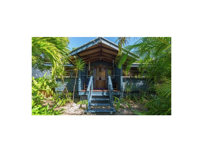 15 Tait Street, West Mackay QLD 4740