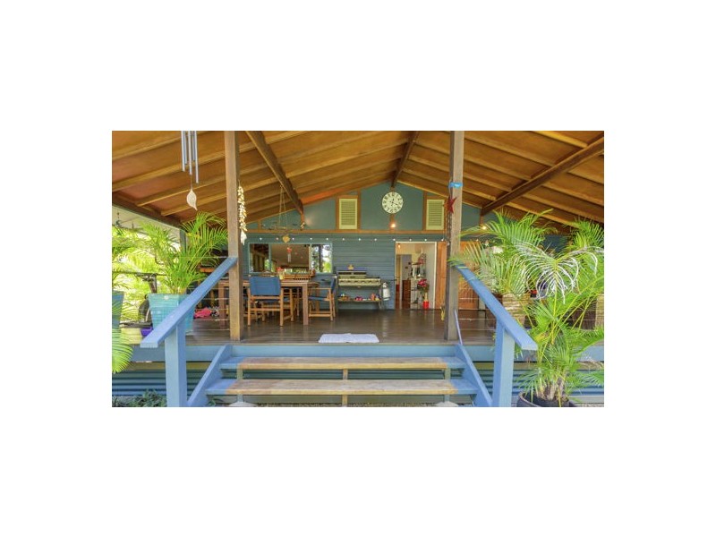 15 Tait Street, West Mackay QLD 4740