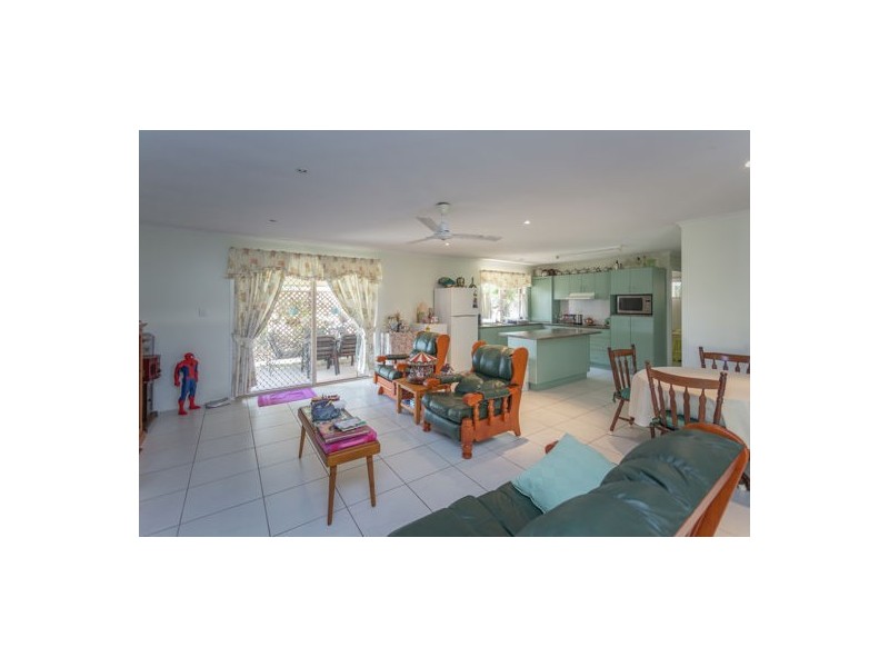 2 Avocado Court, Beaconsfield QLD 4740