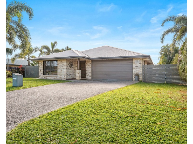 8 Herbert Way, Rural View QLD 4740