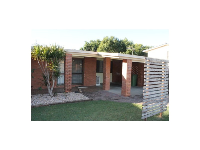 1/4 Loudon Street, Mackay QLD 4740