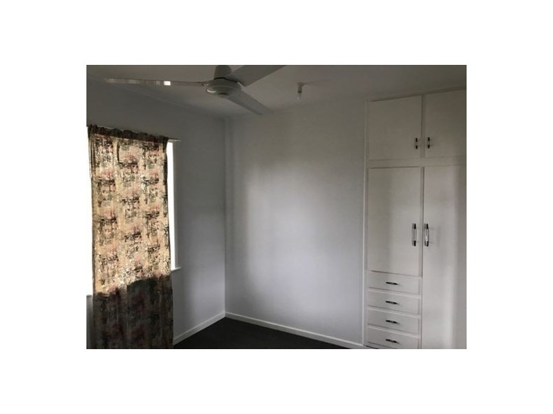 2/42 Binnington Esplanade, Mackay QLD 4740
