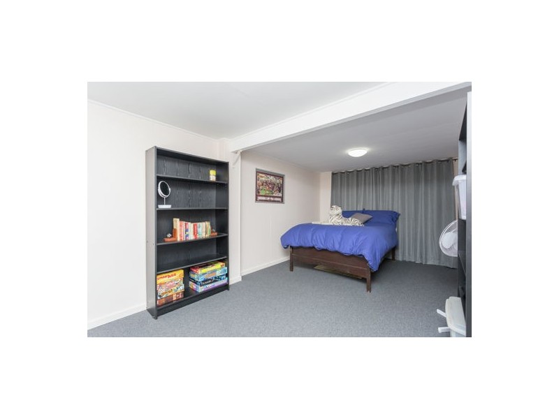 9 Quail Street, Slade Point QLD 4740