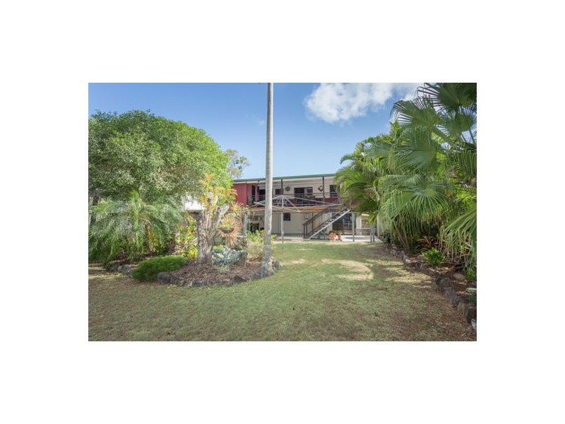 9 Quail Street, Slade Point QLD 4740