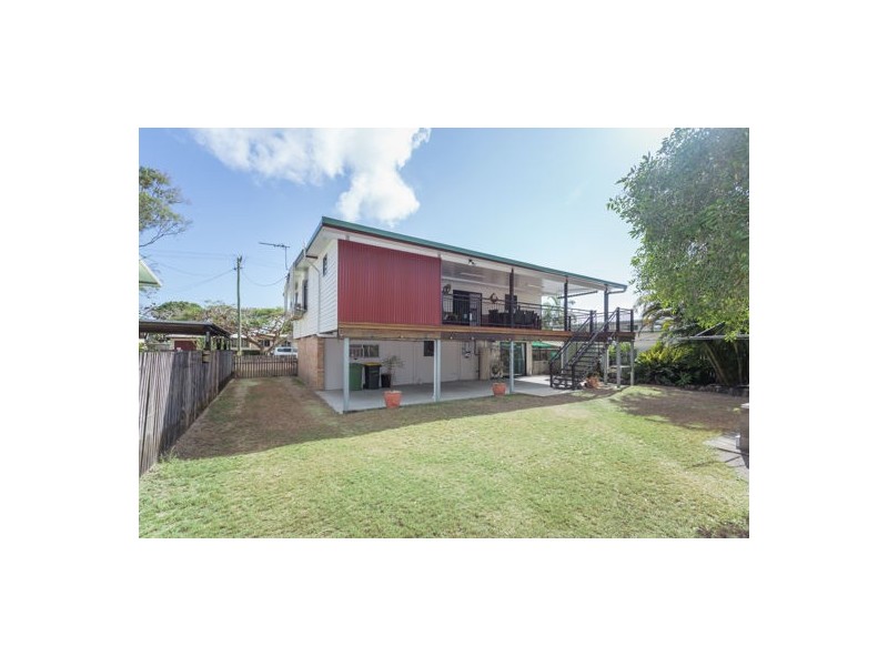9 Quail Street, Slade Point QLD 4740