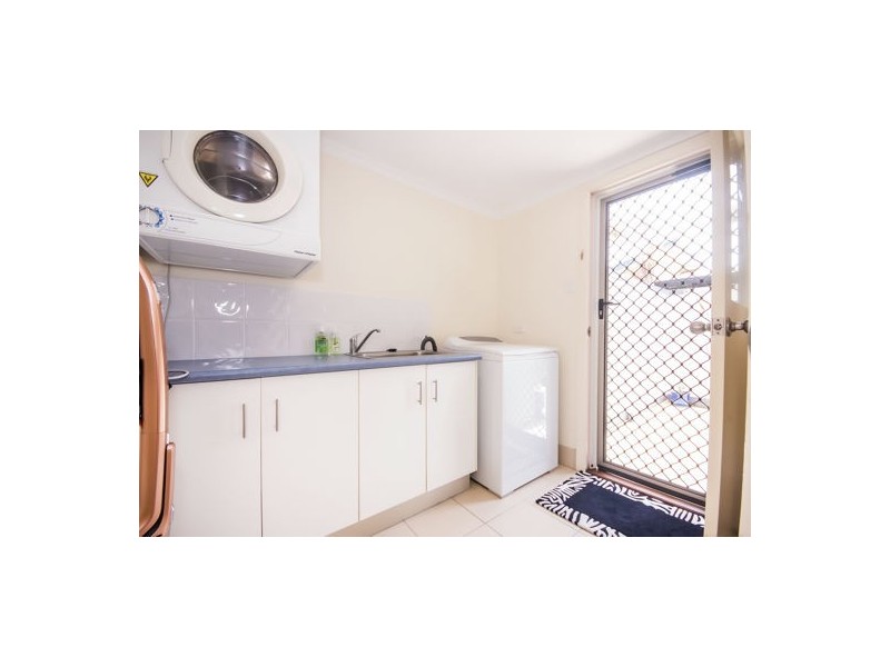 4/187 Nebo Rd, West Mackay QLD 4740