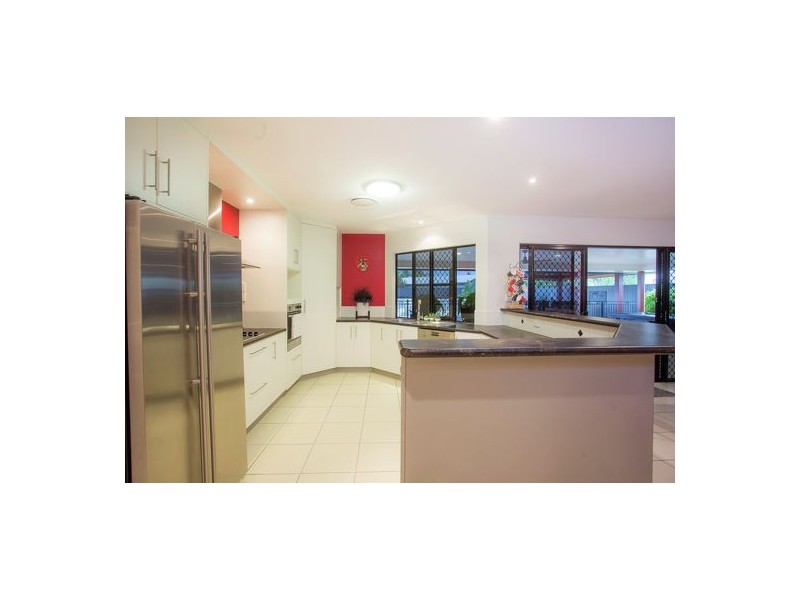 14 Carmela Court, Ooralea QLD 4740