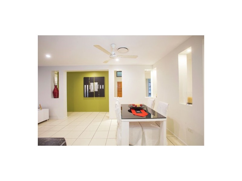14 Carmela Court, Ooralea QLD 4740