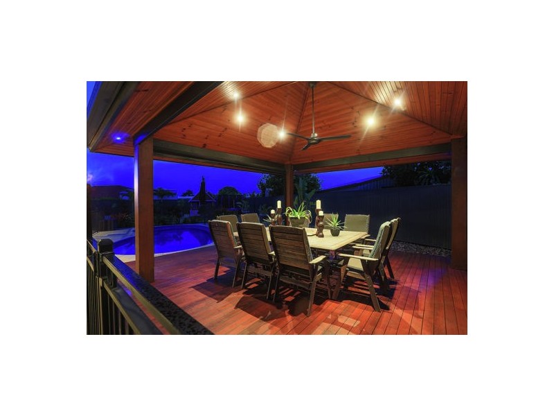 14 Carmela Court, Ooralea QLD 4740