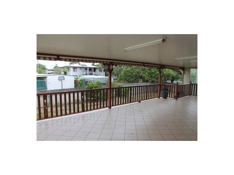 1 Carl Murray Street, Beaconsfield QLD 4740