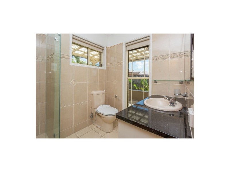 7 Bradman Drive, Glenella QLD 4740