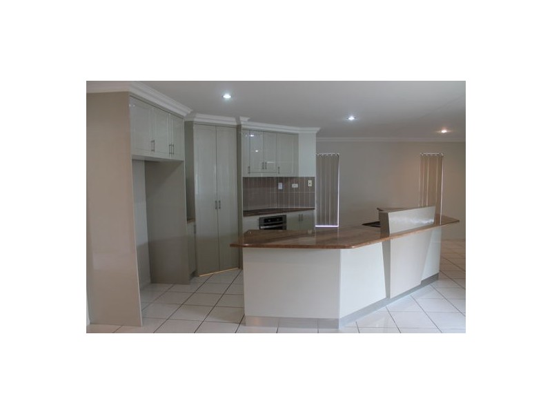 2 Bilgola Place, Blacks Beach QLD 4740