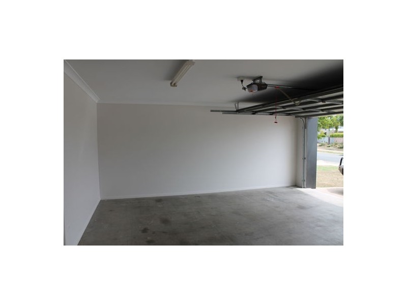2 Bilgola Place, Blacks Beach QLD 4740