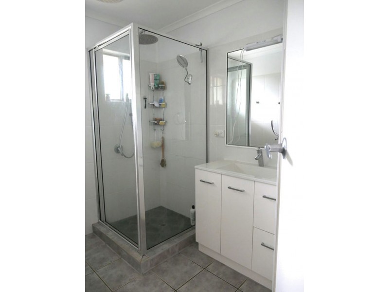 9 Gleeson Court, Mount Pleasant QLD 4740