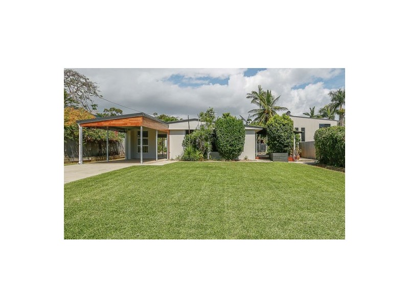 7 Houdewind Street, Eimeo QLD 4740