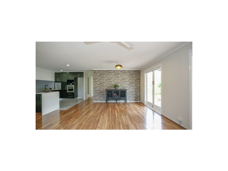 7 Houdewind Street, Eimeo QLD 4740