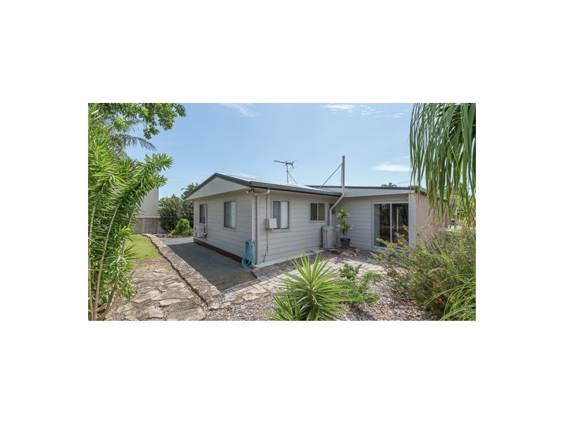 7 Houdewind Street, Eimeo QLD 4740