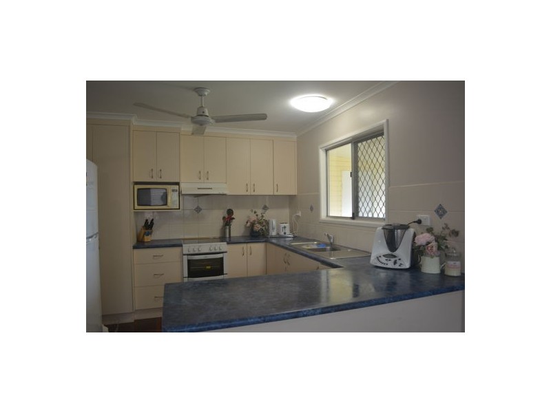 12 Thorning Street, West Mackay QLD 4740