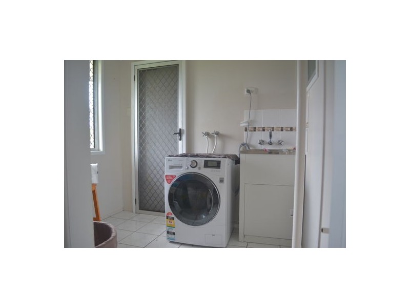 12 Thorning Street, West Mackay QLD 4740