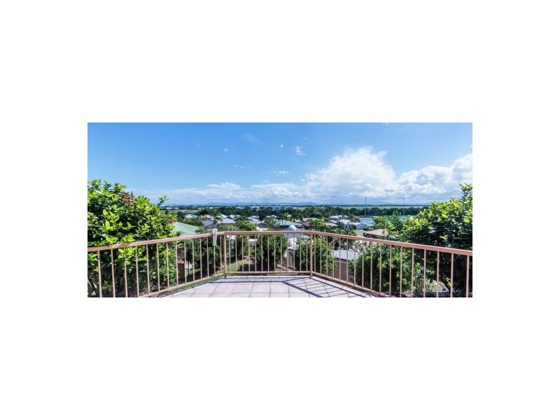 8 Roy Court, Glenella QLD 4740