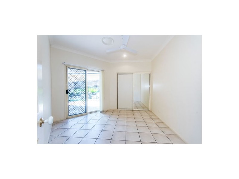 8 Roy Court, Glenella QLD 4740