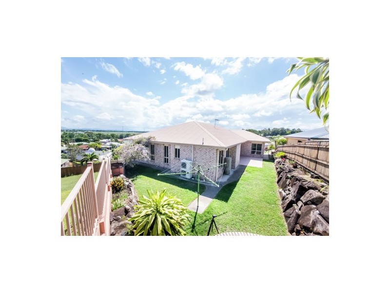 8 Roy Court, Glenella QLD 4740