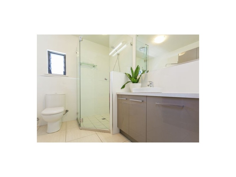 4 Cheribon Avenue, Mount Pleasant QLD 4740