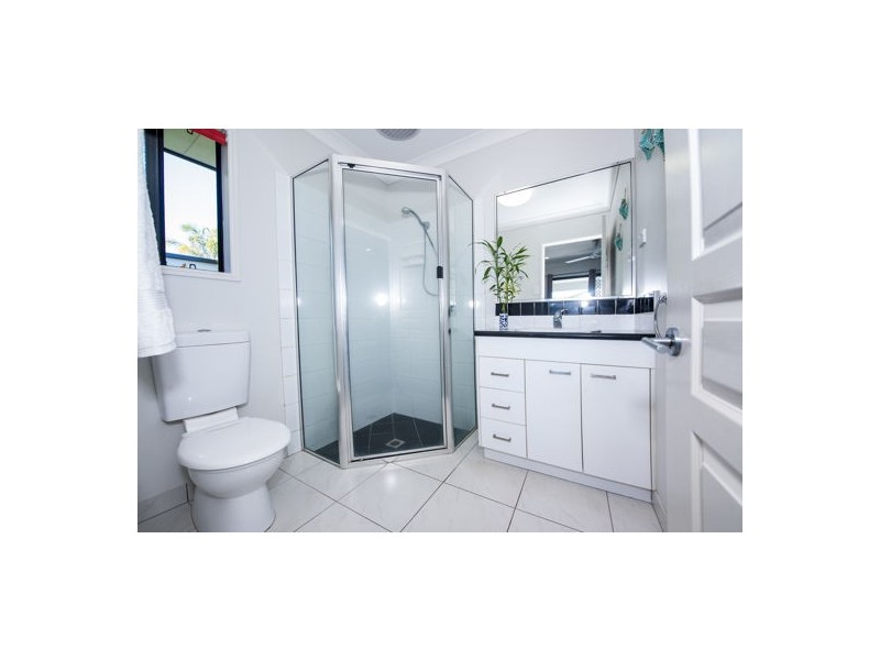 20 Debbiesue Drive, Mount Pleasant QLD 4740