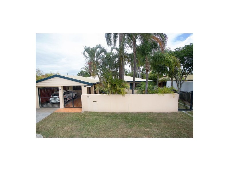 15 Ulanda Drive, South Mackay QLD 4740