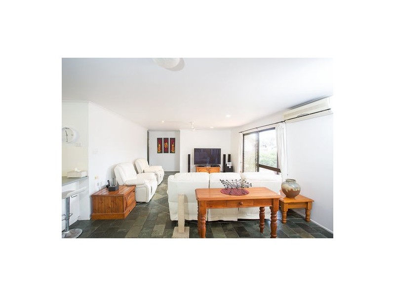 15 Ulanda Drive, South Mackay QLD 4740