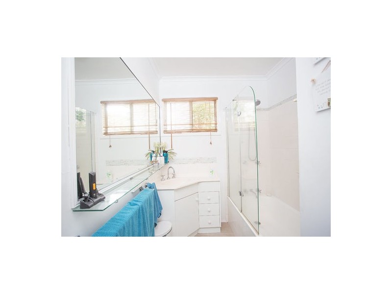 15 Ulanda Drive, South Mackay QLD 4740