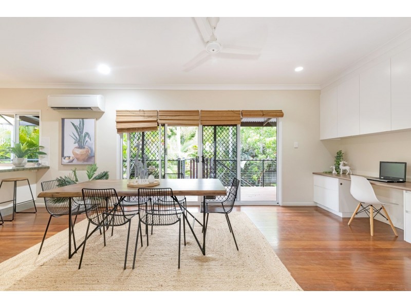 15 Woodlands Drive, Eimeo QLD 4740