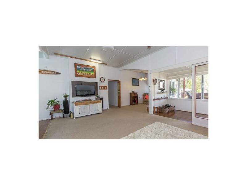 3 Swallow Street, Slade Point QLD 4740