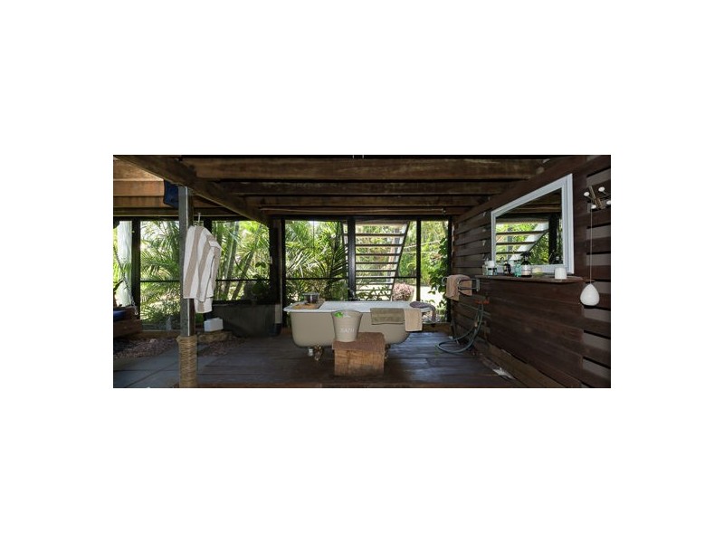 3 Swallow Street, Slade Point QLD 4740