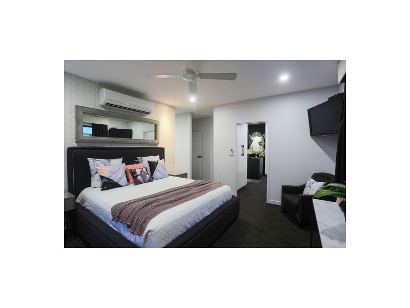 11 Joseph Court, Glenella QLD 4740