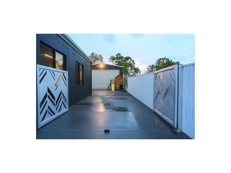 11 Joseph Court, Glenella QLD 4740