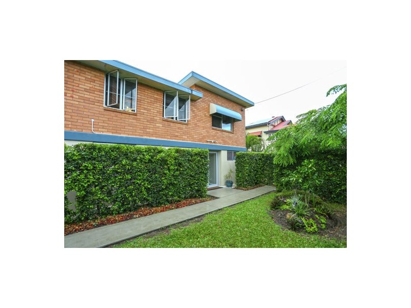 26 Schaefer Street, West Mackay QLD 4740