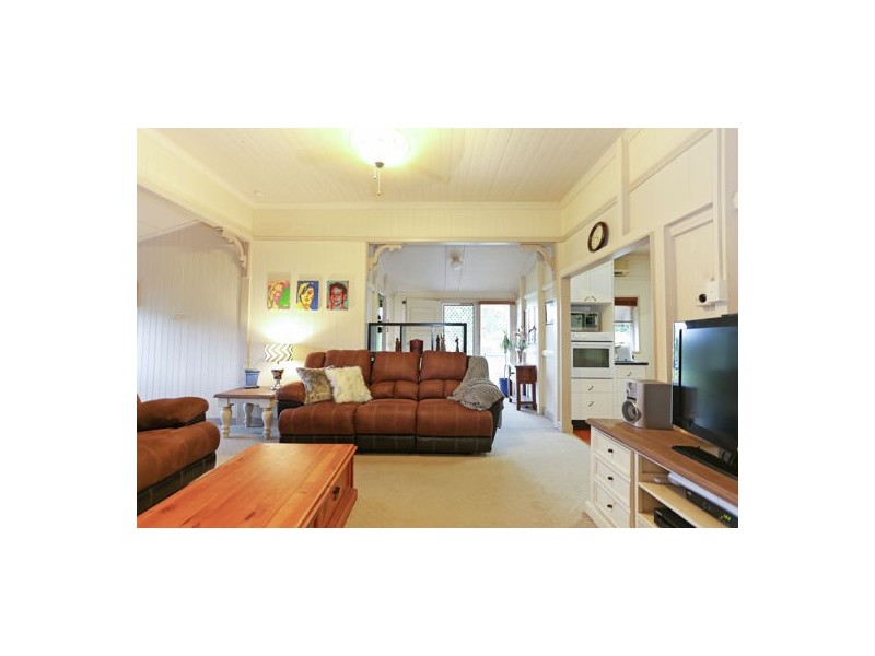 26 Schaefer Street, West Mackay QLD 4740