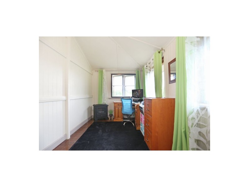 26 Schaefer Street, West Mackay QLD 4740