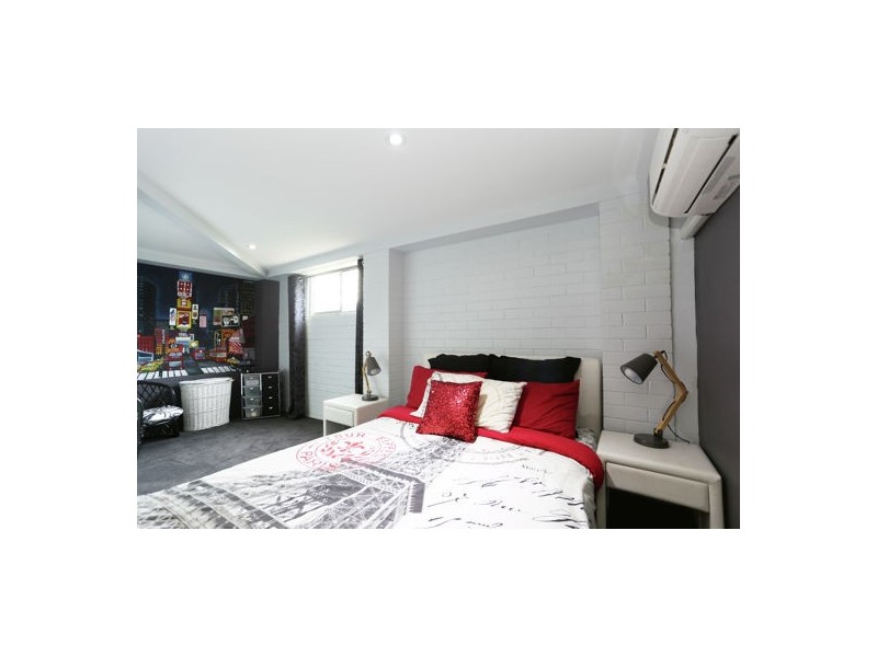 26 Schaefer Street, West Mackay QLD 4740