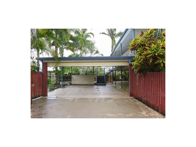 26 Schaefer Street, West Mackay QLD 4740