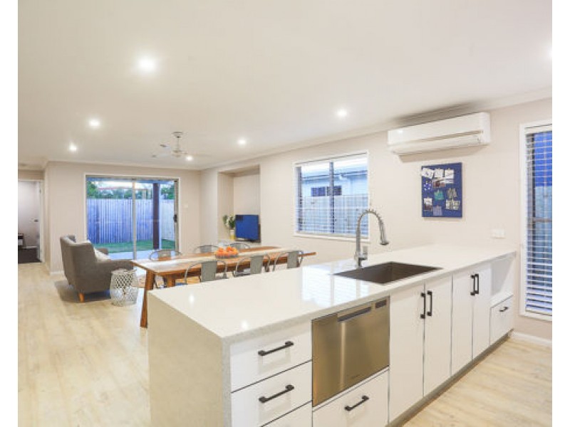 14 Joseph Court, Glenella QLD 4740