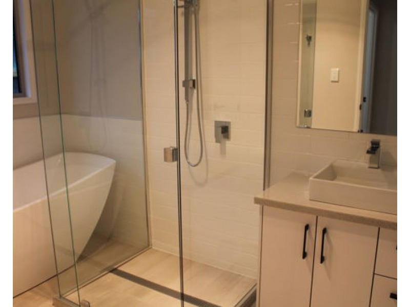 14 Joseph Court, Glenella QLD 4740