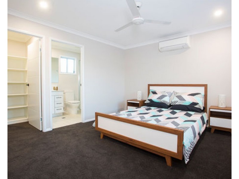 14 Joseph Court, Glenella QLD 4740