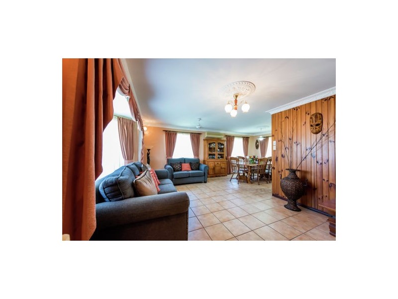 49 Charles Hodge Avenue, Mount Pleasant QLD 4740