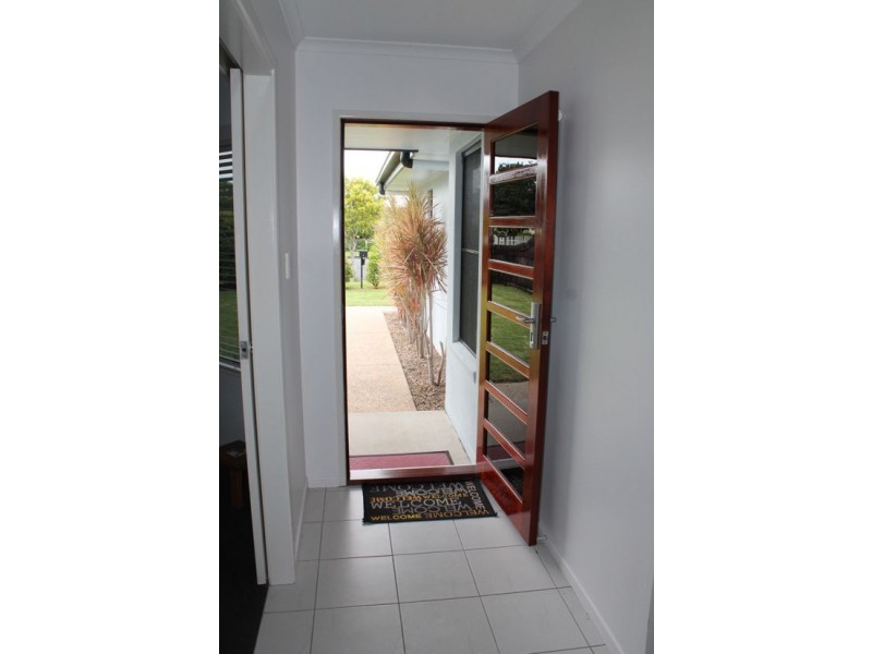 7 Donaldson Street, West Mackay QLD 4740