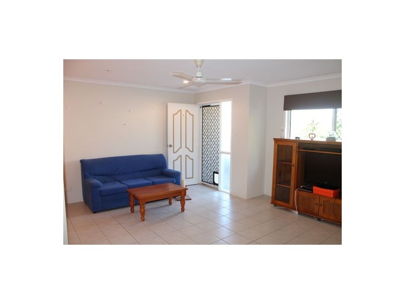 4/27 Lorraine Court, Andergrove QLD 4740