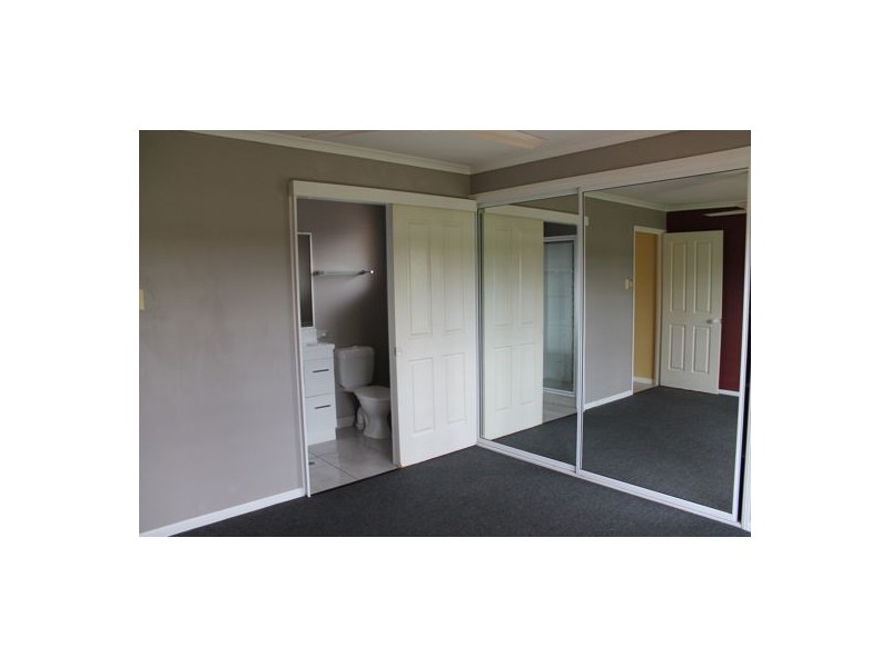 42 Ben Nevis Street, Beaconsfield QLD 4740