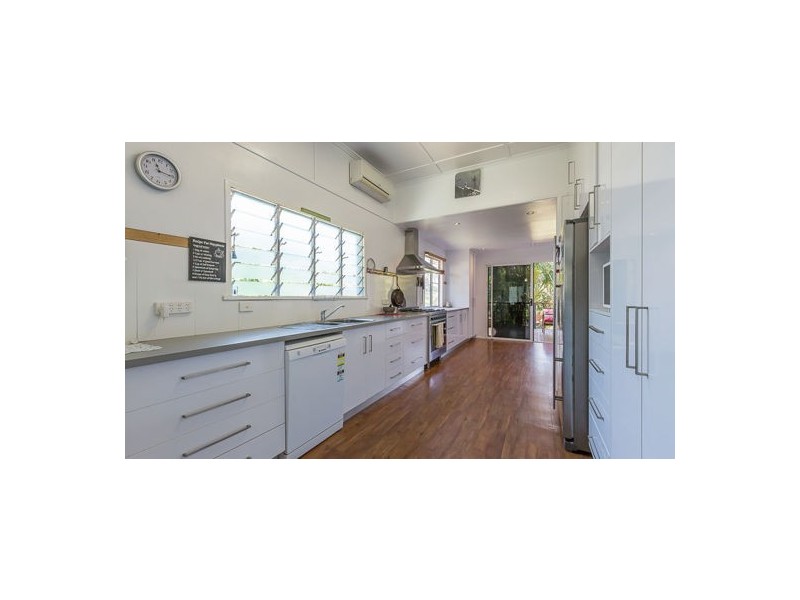 3 Swallow Street, Slade Point QLD 4740