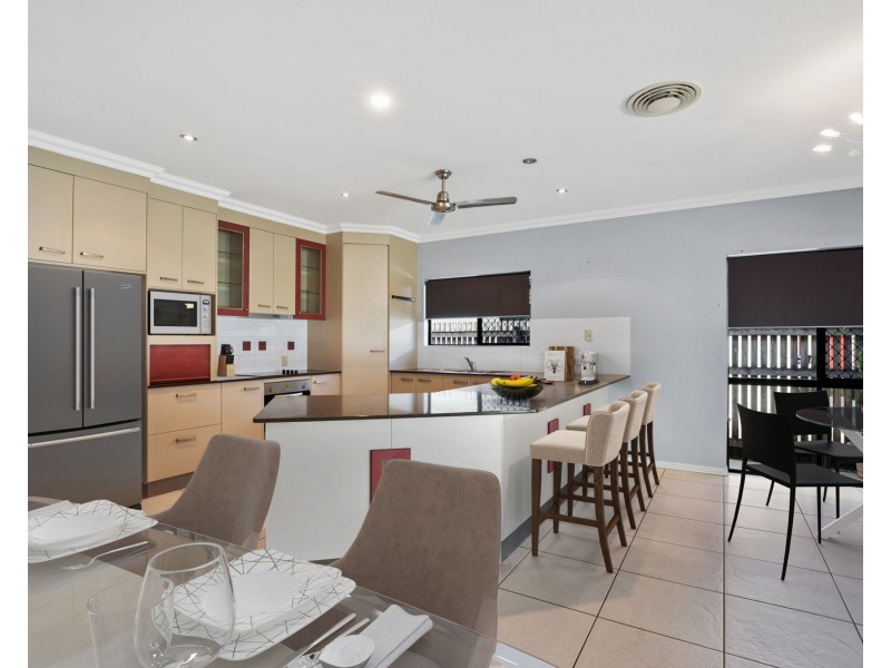 65 Victor Avenue, Glenella QLD 4740